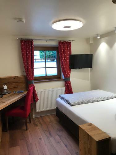 Hostal Gasthaus Schw�gele