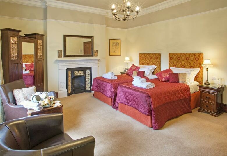 Bed & Breakfast Fairfield House