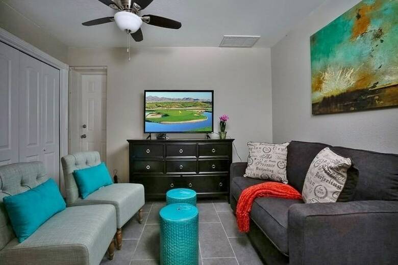 Delcoa Retreat 6br Scottsdale Pool House