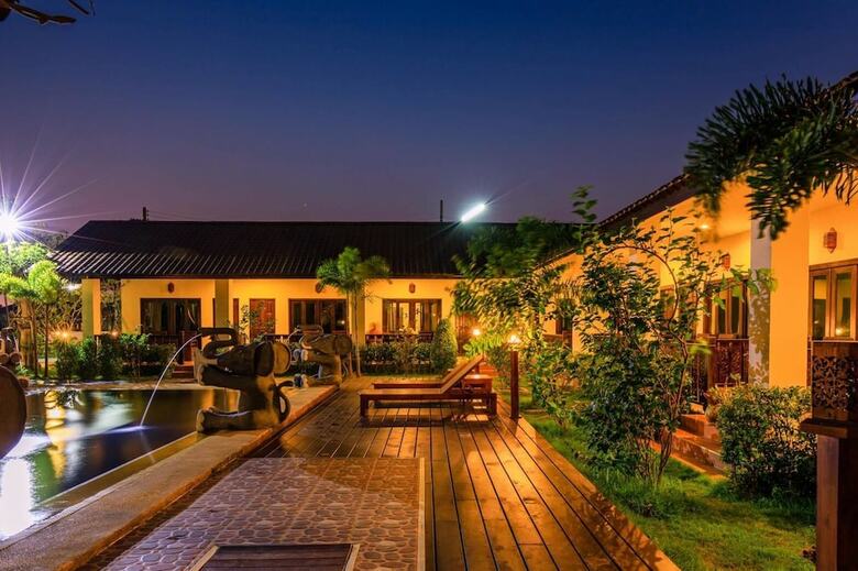 Hotel Oyo 837 Baan Kiang Nam Resort