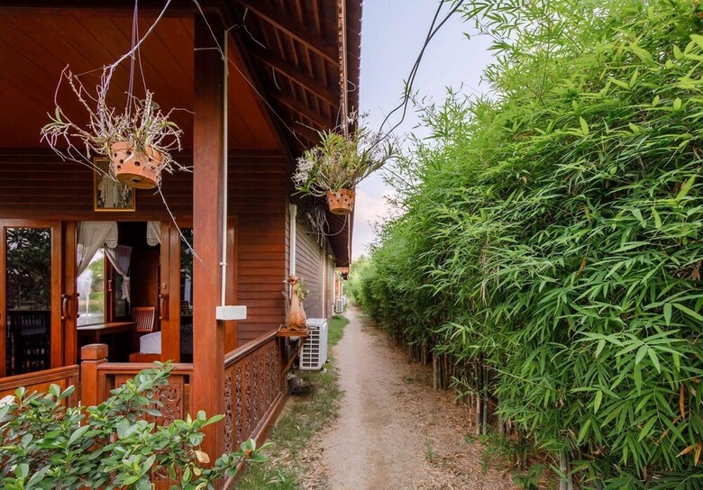 Hotel Oyo 837 Baan Kiang Nam Resort