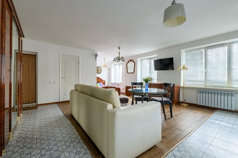 Rentalspb Altayskaya Apartment