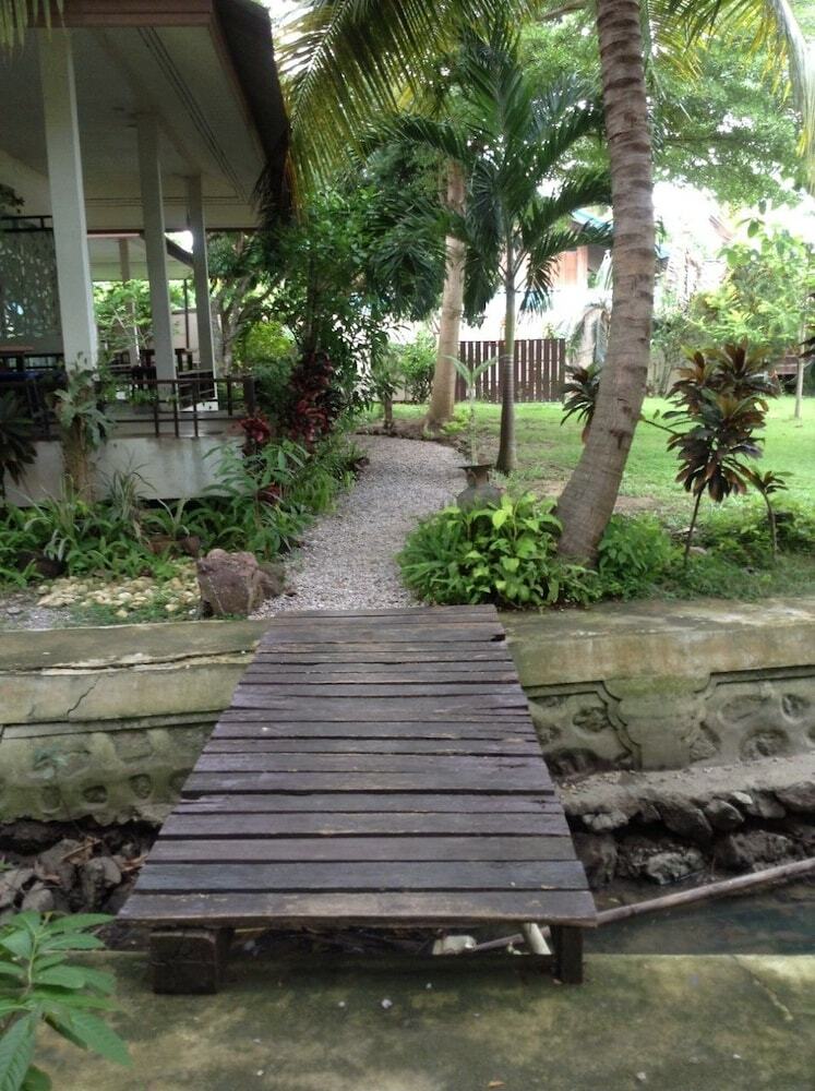 Hotel Ruan Panalee Resort