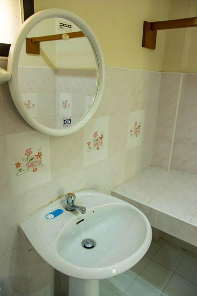 Hotel Monkey House 2