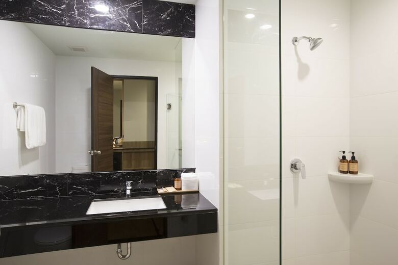 Civilize Hotel