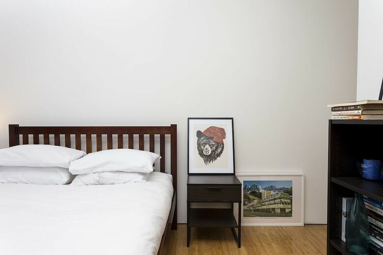 Apartamentos 1 Bedroom East London Balcony Flat