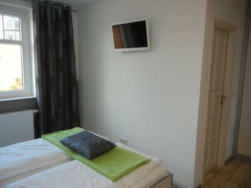 Hostal Gutshof Zum Adlernest