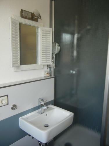 Hostal Gutshof Zum Adlernest