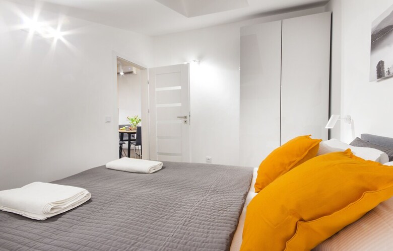 Aparthotel Floria?ska 24