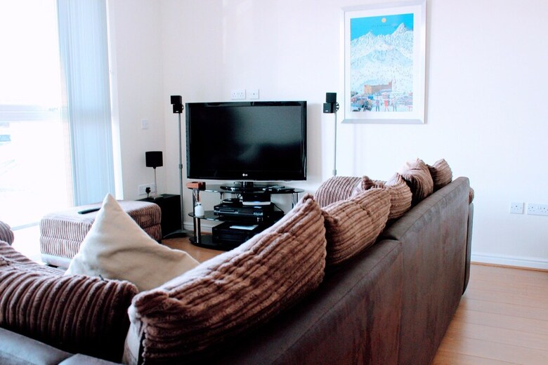 Modern Apartment With Balcony
