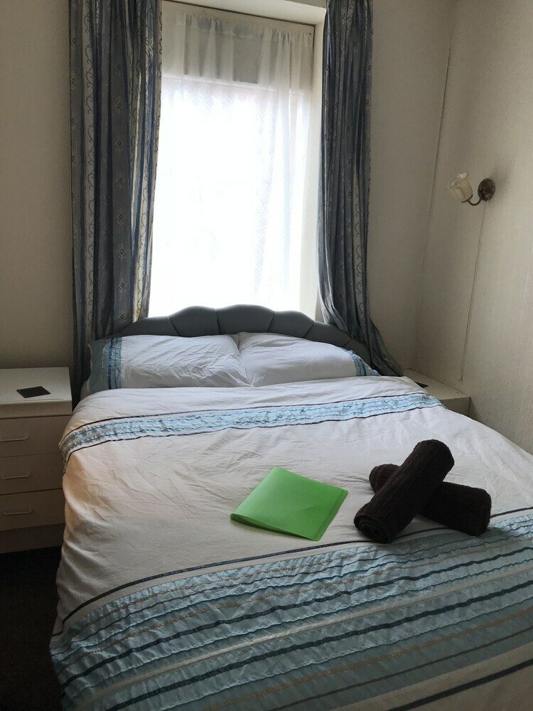 Hotel The Merlin