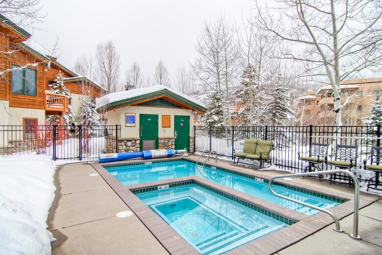 Evergreen Townhomes By Steamboat Resorts