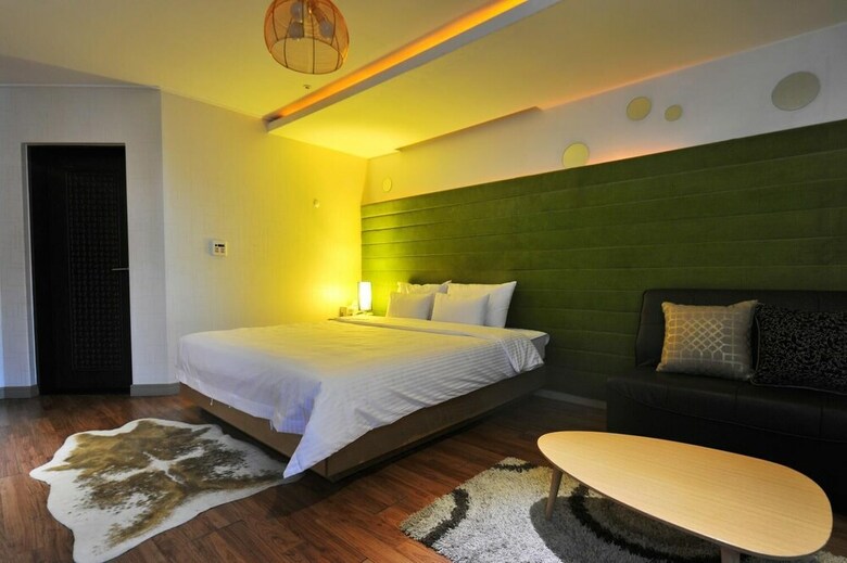 Hotel K