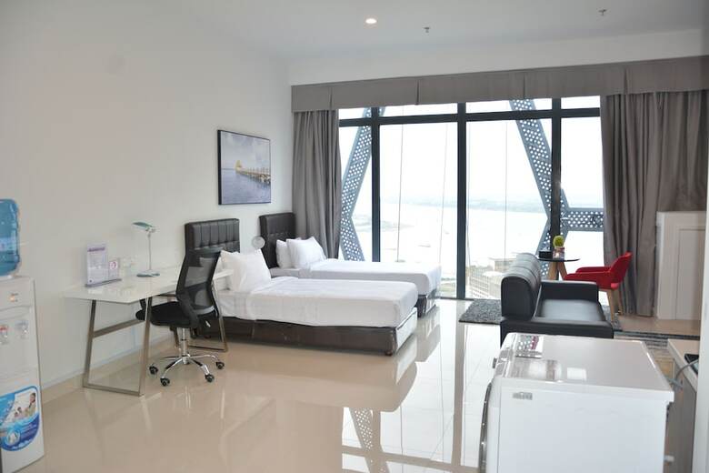 Hotel The Bridge Club
