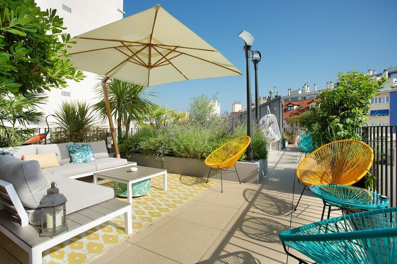 Les Jardins De Mademoiselle Hotel & Spa