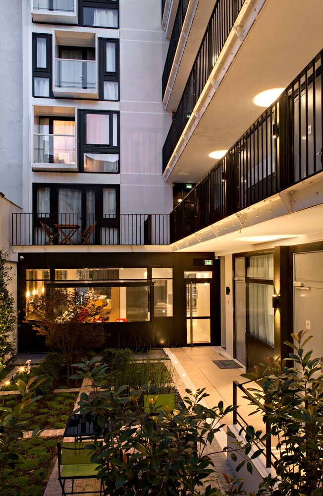 Les Jardins De Mademoiselle Hotel & Spa