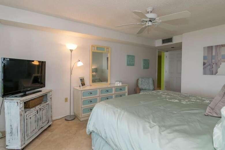 Sunbow Bay 308