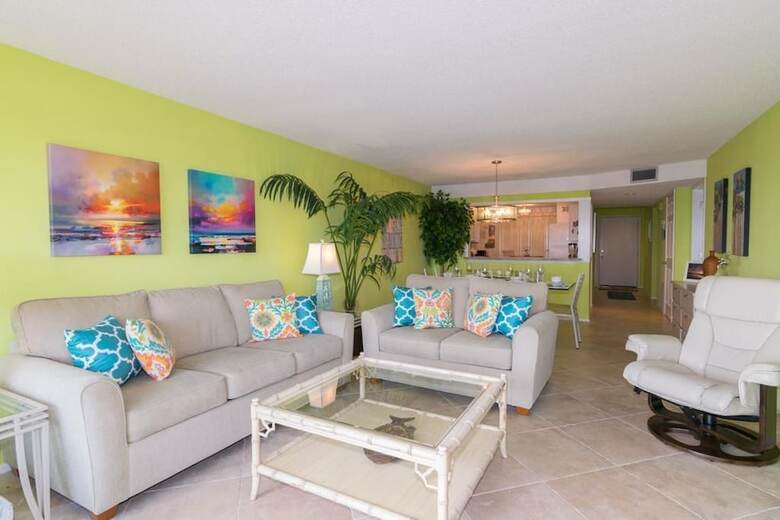 Sunbow Bay 308
