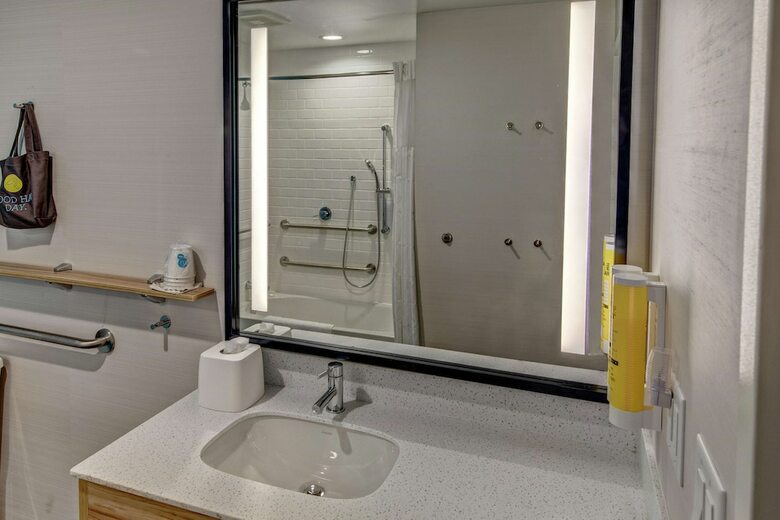 Hotel Tru By Hilton Roanoke Hollins