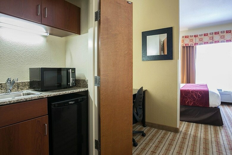 Hotel Comfort Suites Augusta Riverwatch