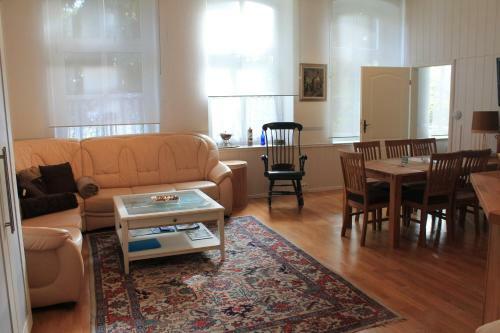 Apartamento Wellness-suiten Neuburxdorf
