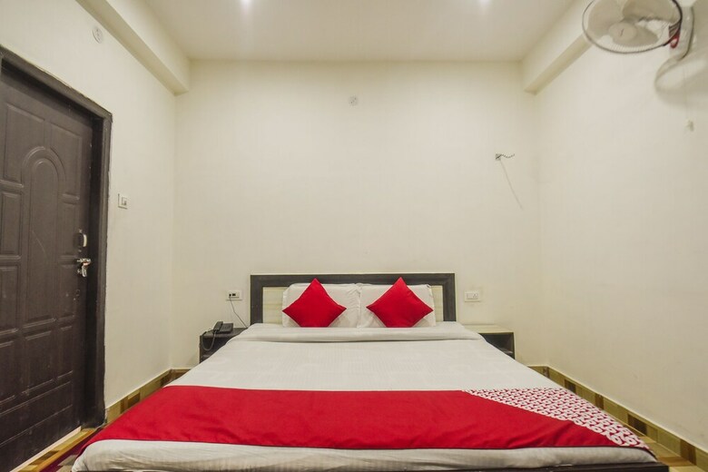 Oyo 12662 Hotel Granite Peak