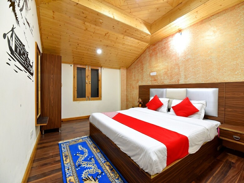Hotel Oyo 13267 Hillside Valley