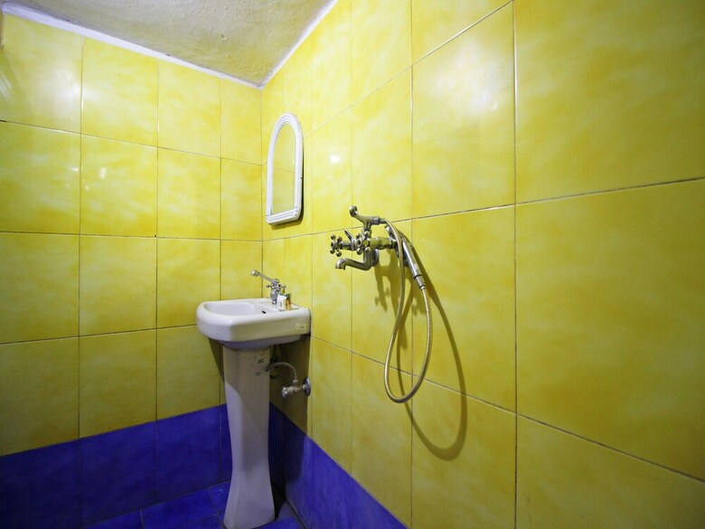 Oyo 5227 Hotel New Bharat