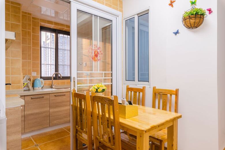 Xin Wo Hotel Apartment Railway Station