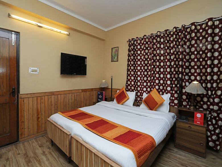 Oyo 12542 Hotel Ankur Plaza