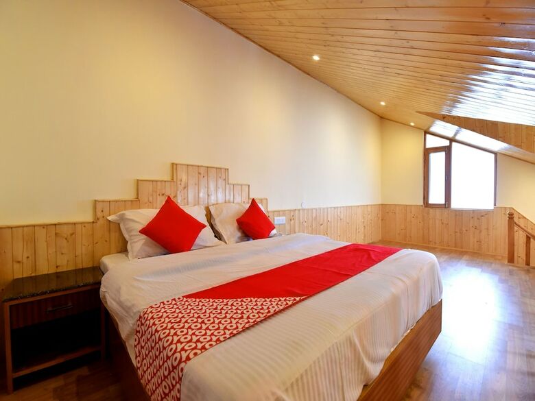 Hotel Oyo 13356 Himachal Heights