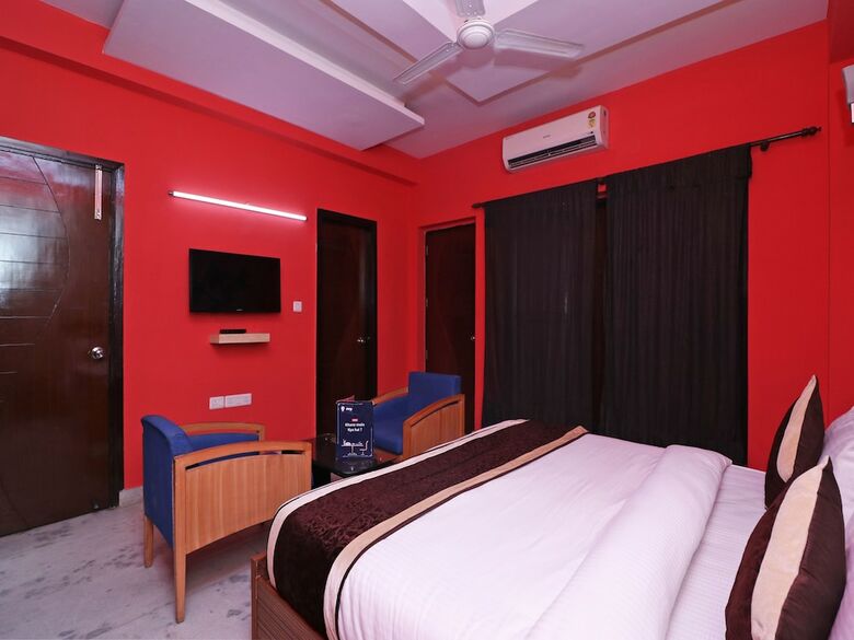 Hotel Oyo 13782 Om Villa