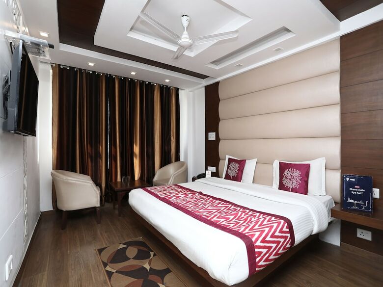 Oyo 6119 Hotel Royal Classic