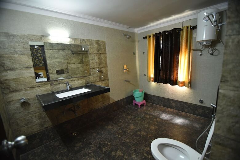 Hotel Vaishnavi