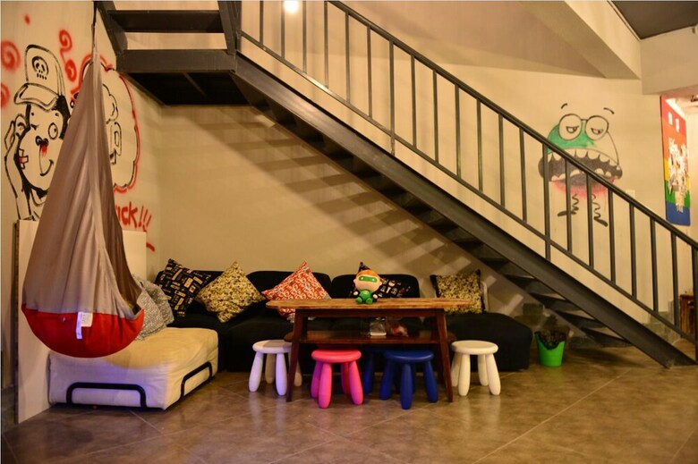 Hostal Xia Mai XI Hostel