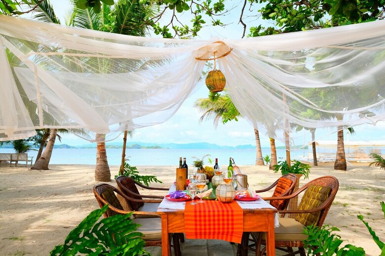 Hotel Bamboo Private Islands