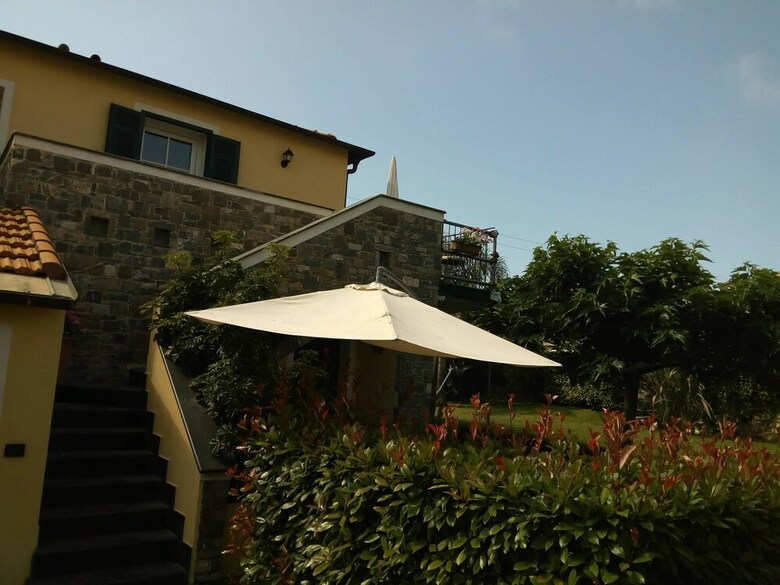 Apartamentos Nel Giardino Di Renzo