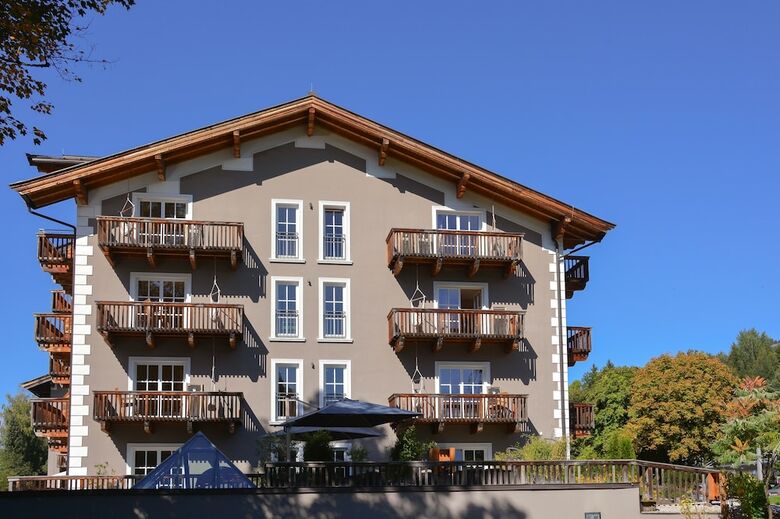 Hotel Q! Resort