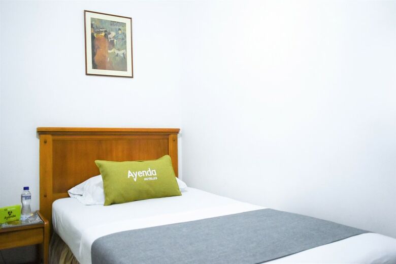 Hotel Ayenda 1511 Sevilla Plaza