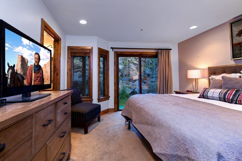 Abode On Doe Pass