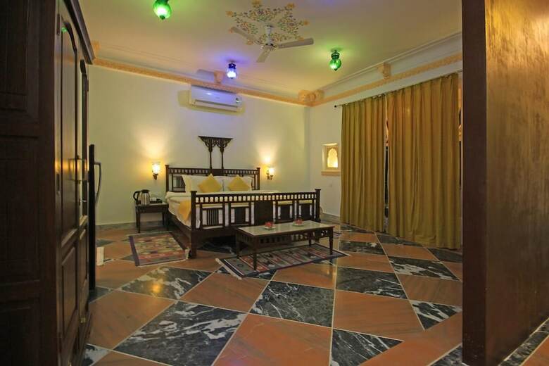 Hotel Bonjour Paradise Resort