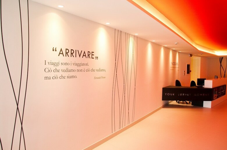 Hotel Ambruosi Village Resort & Spa