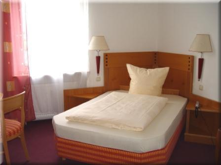 City Hotel