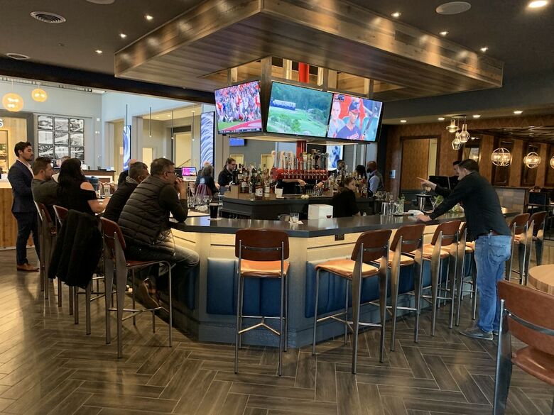 Hotel Doubletree Suites By Hilton Htl & Conf Cntr Downers Grove