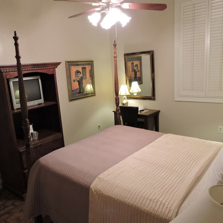New Orleans Courtyard Hotel