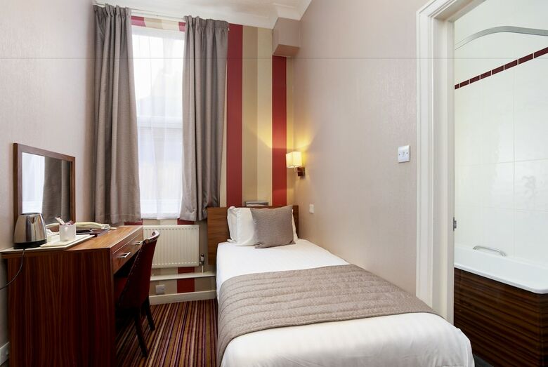 The Victoria Hotel