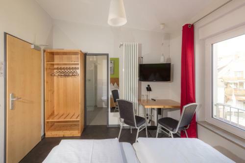 Hostal Hotel-cafe Demling