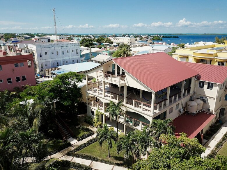 Parham Plaza Hotel