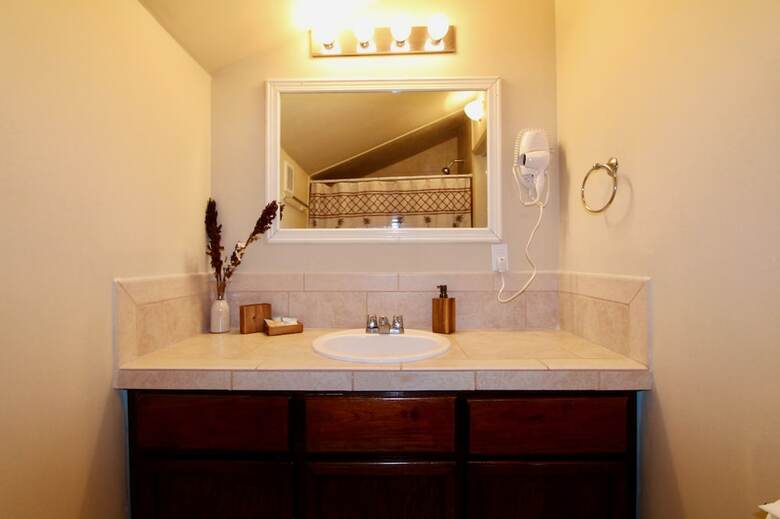 Parham Plaza Hotel