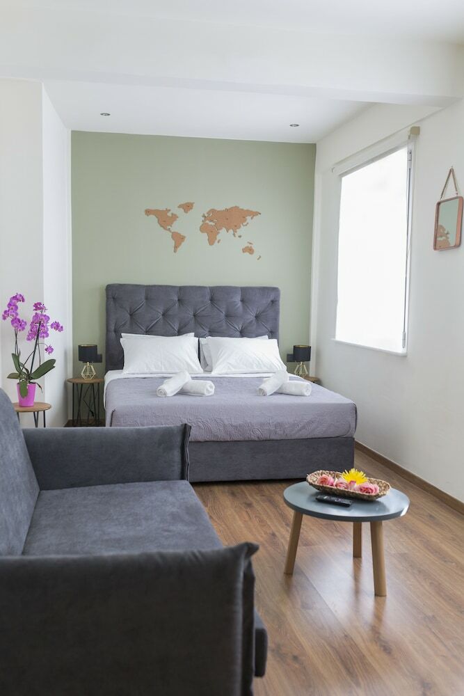 Hotel The Athens Version Luxury Suites